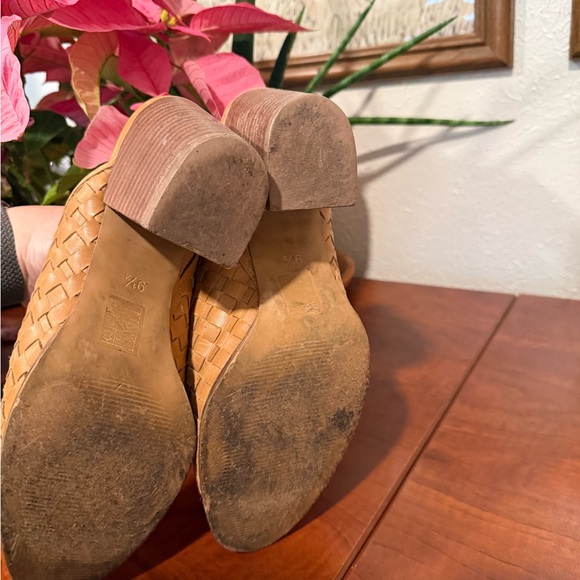 Madewell woven leather mules size 9.5 - Picture 7 of 8